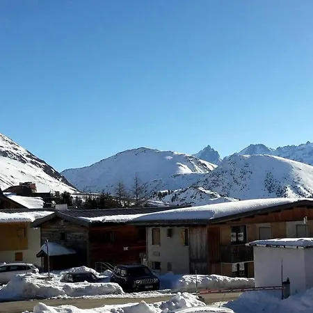 2 Pieces 6 Pers, Centre Alpe D'huez, Balcon Sud, Prox Pistes Et Commerces - Fr-1-405-349 Apartment *